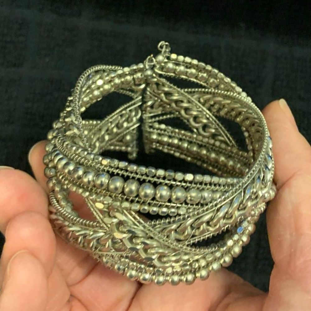 Silver Tone Bangle Bracelet 7" - Picture 6 of 12